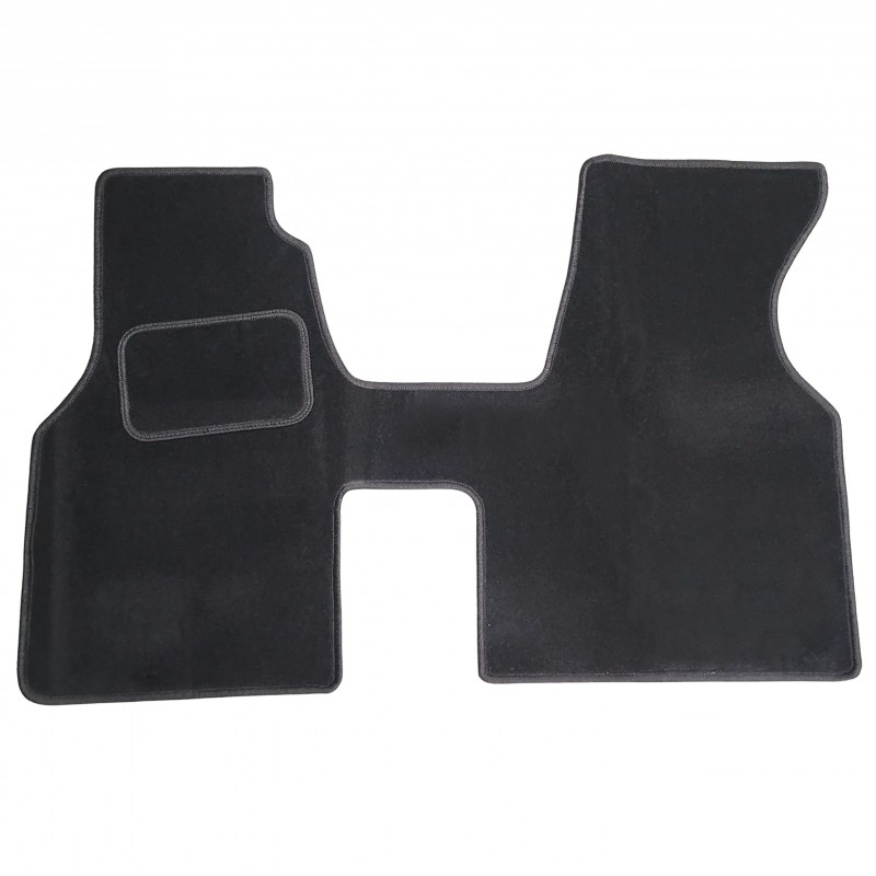 Tapis avant noir pour T4