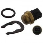 Thermocontacteur 2 pôles noir (104°C/97°C) sur pipe d'eau T25 8/87-7/92 avec pompe à eau additionnelle